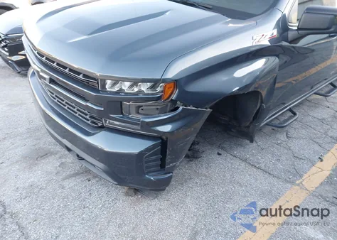 2020 Chevrolet Silverado 1500 4Wd Short Bed Rst z USA, uszkodzony, nr VIN 1GCUYEED0LZ306893